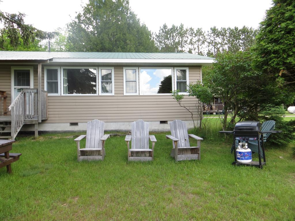 Bondi Village Cottage Resort Lake of Bays Esterno foto