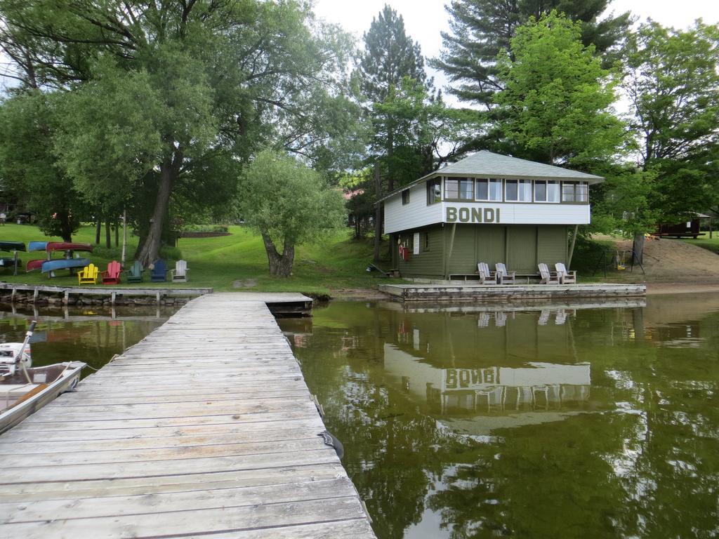 Bondi Village Cottage Resort Lake of Bays Esterno foto