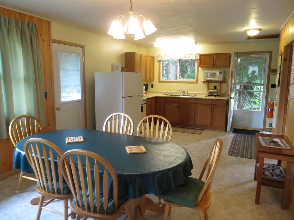 Bondi Village Cottage Resort Lake of Bays Esterno foto